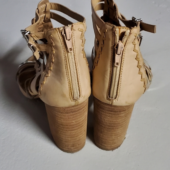 Sexy Sandal - Picture 5 of 8